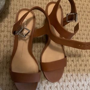 Gianni Bini wedges